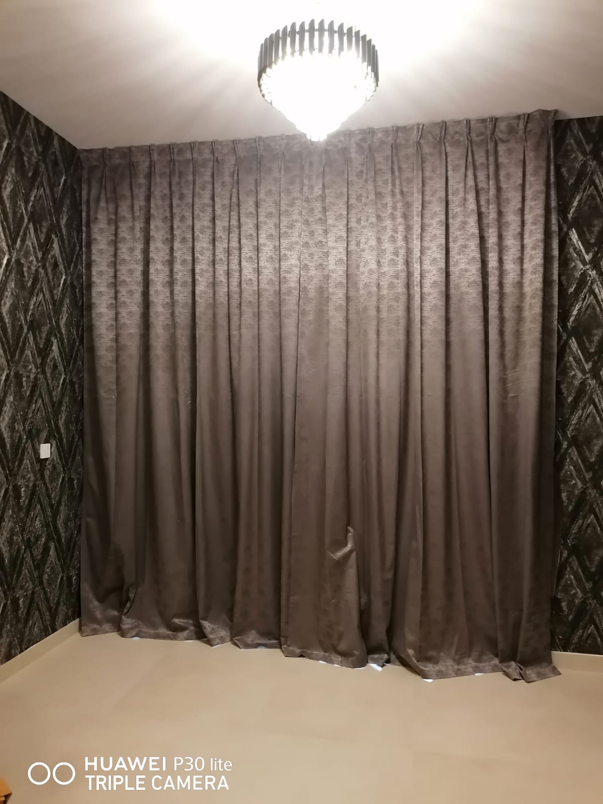 Curtains Installation